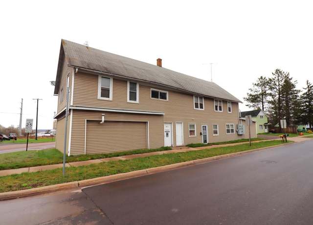 Property at 522 Sanborn Ave, Ashland, WI 54806, 2 beds, 1.5 baths