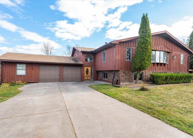 Property at 2608 Logan Ave, Superior, WI 54880, 4 beds, 4 baths