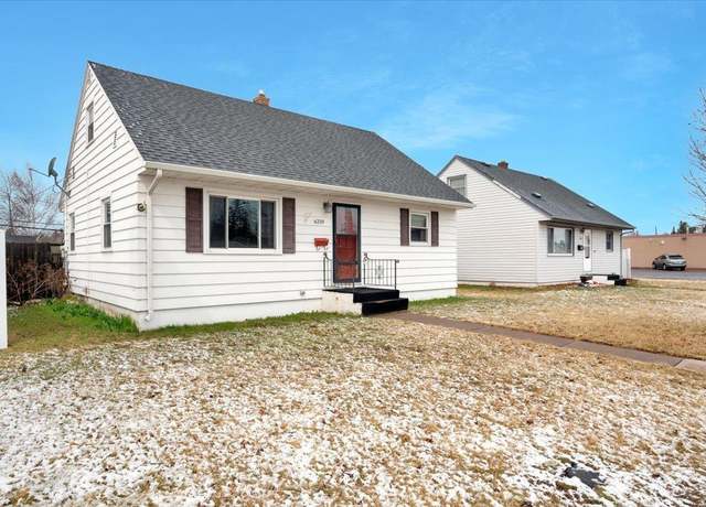 Property at 6319 Tower Ave, Superior, WI 54880, 4 beds, 1 bath