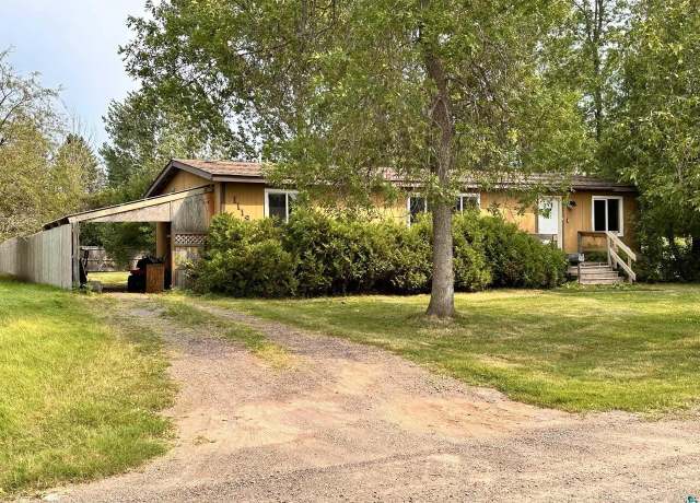 Property at 1118 Prentice Ave, Ashland, WI 54806, 3 beds, 2 baths