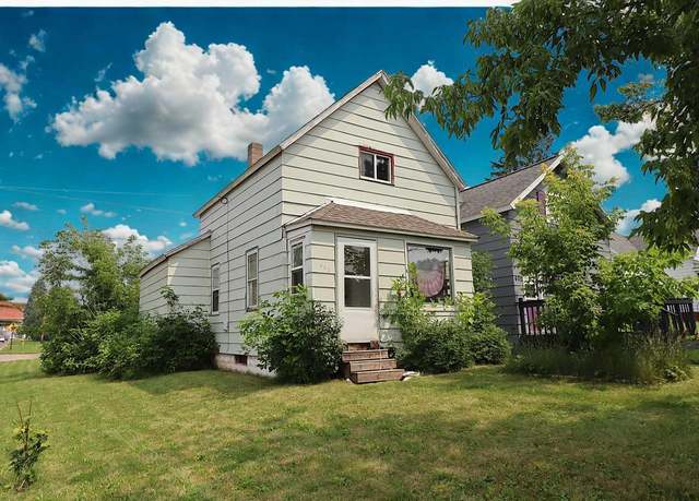 Property at 600 15th Ave W, Ashland, WI 54806, 2 beds, 1 bath