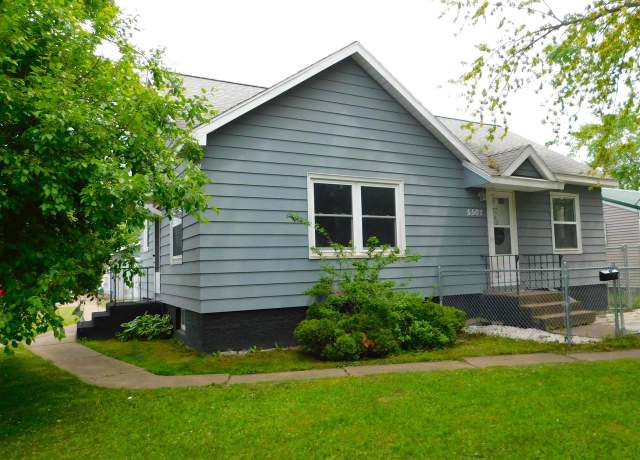 Property at 5502 Tower Ave, Superior, WI 54880, 3 beds, 2 baths