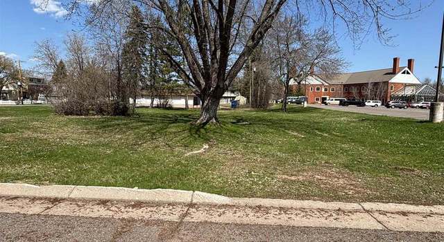 Photo of 1208 3rd Ave W, Ashland, WI 54806