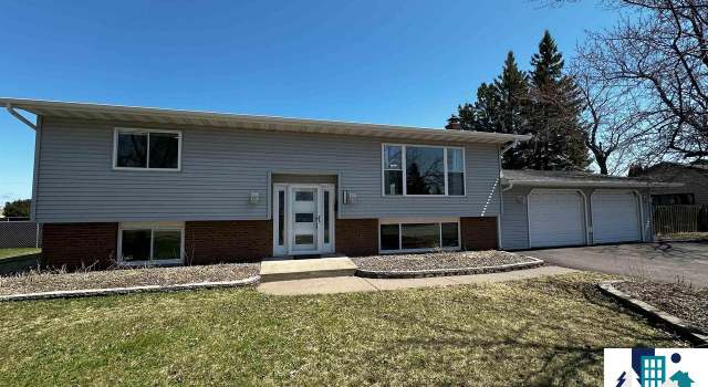 Photo of 5210 Tower Ave, Superior, WI 54880