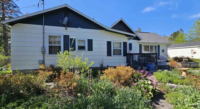 Photo of 410 E Bayfield St, Washburn, WI 54891