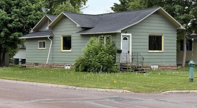 Photo of 1100 6th Ave W, Ashland, WI 54806