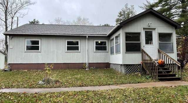 Photo of 219 N 8th Ave W, Washburn, WI 54891