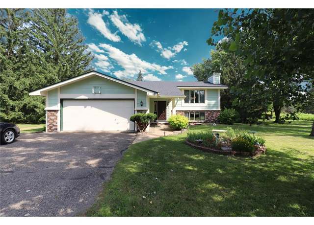 Property at 525 Nordic Ln, Hudson, WI 54016, 4 beds, 2 baths