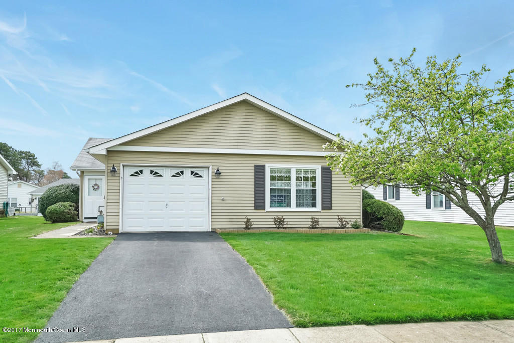 28 Greenbriar Blvd, Brick, NJ 08724 MLS 21715119 Redfin