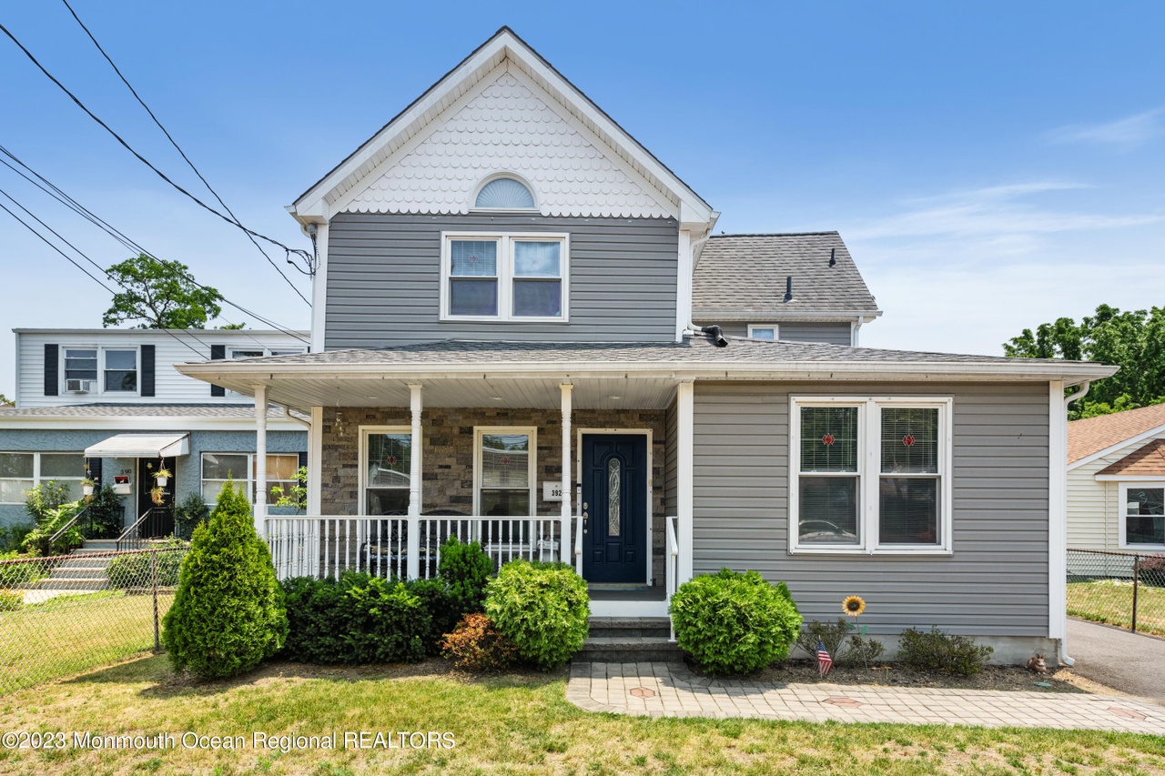 392 Maple Pl, Keyport, NJ 07735 | MLS# 22316265 | Redfin