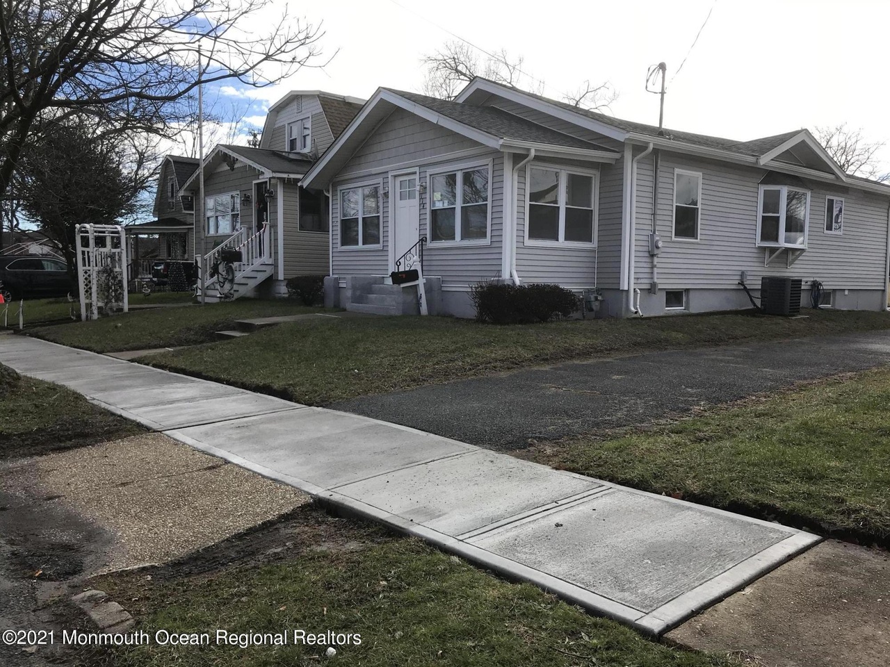 1114 9th Ave, Neptune Township, NJ 07753 | MLS# 22043314 | Redfin