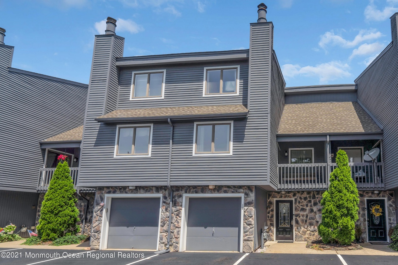 18 Devon Ct, Spring Lake Heights, NJ 07762 MLS 22121359 Redfin