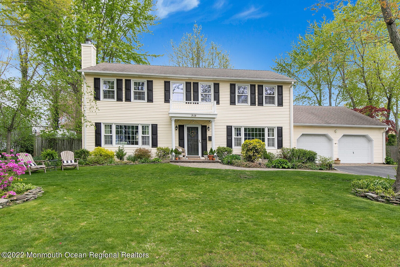 39 Avon Ave, Oceanport, NJ 07757 | MLS# 22214534 | Redfin