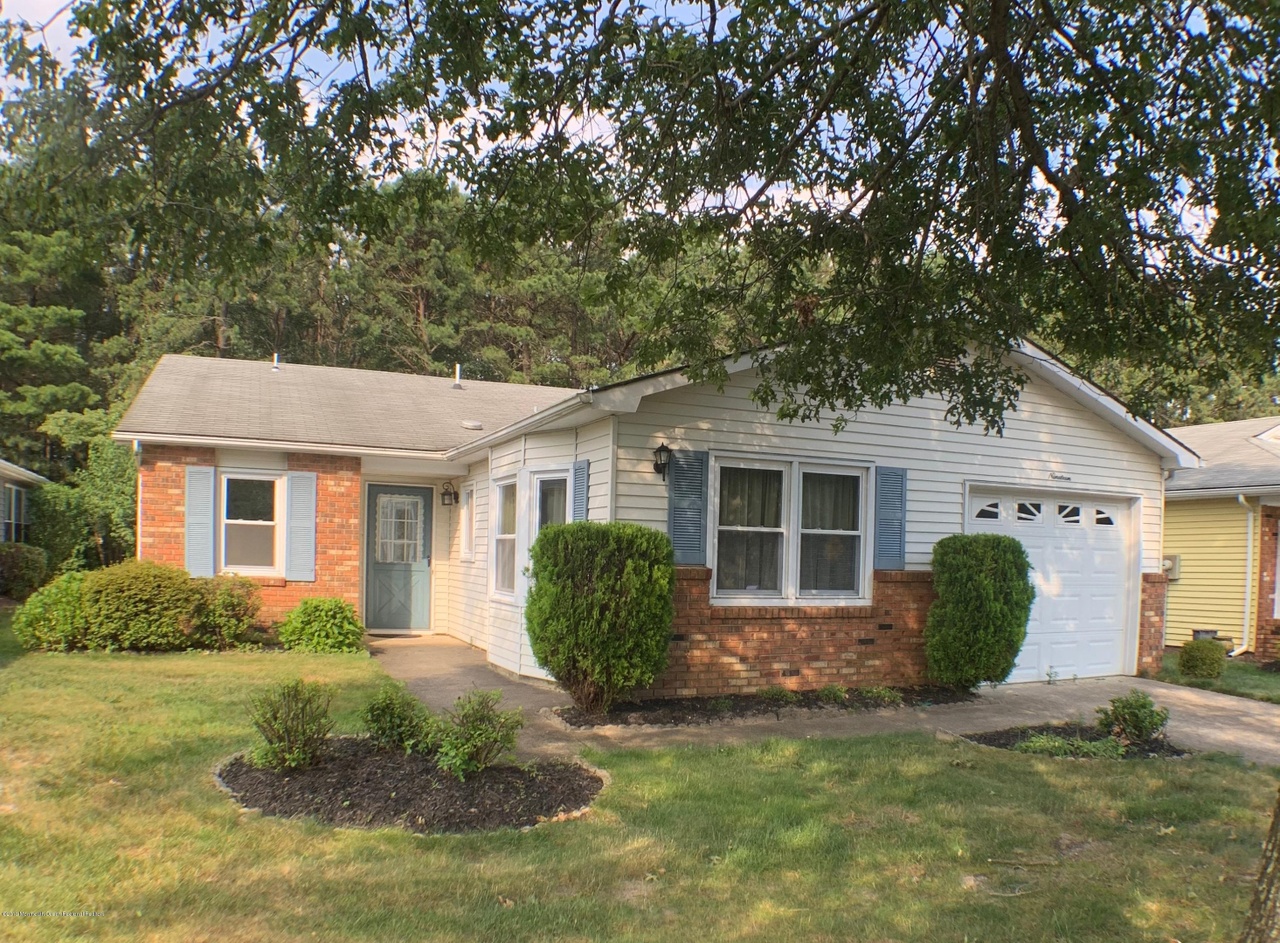 19 Lions Head Blvd S, Brick, NJ 08723 MLS 21927653 Redfin
