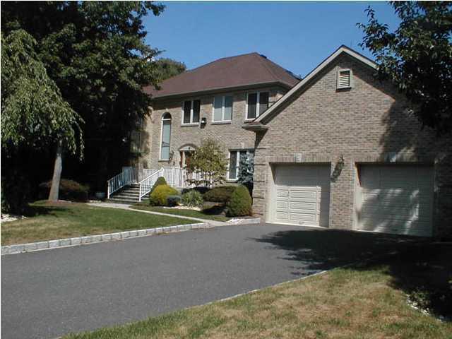 8 Colleen Ct Manalapan NJ 07726 Redfin 8 Colleen Ct Manalapan NJ 07726 Redfin