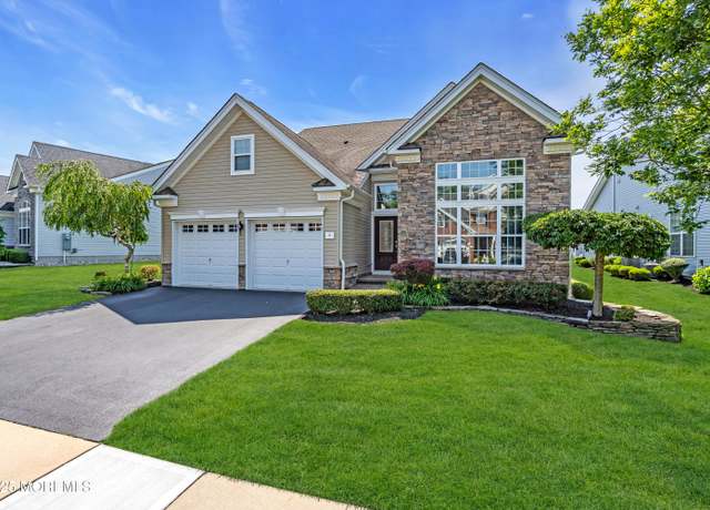 Property at 5 Hamptonshire Way, Forked River, NJ 08731, 3 beds, 3 baths