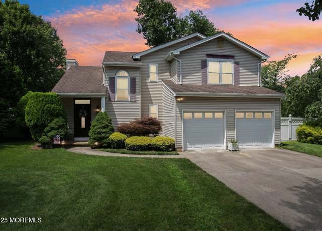Property at 5 Weasel Creek Ct, Howell, NJ 07731, 3 beds, 2.5 baths