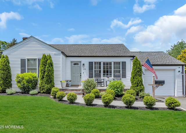 Property at 154 10th St, Belford, NJ 07718, 3 beds, 2 baths