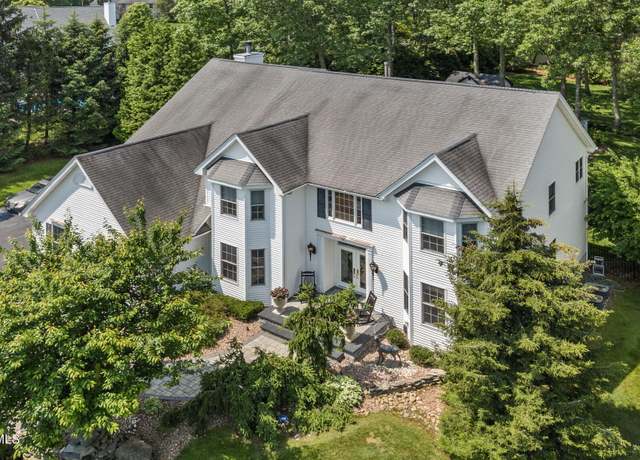 Property at 12 Conor Rd, Jackson, NJ 08527, 4 beds, 3.5 baths