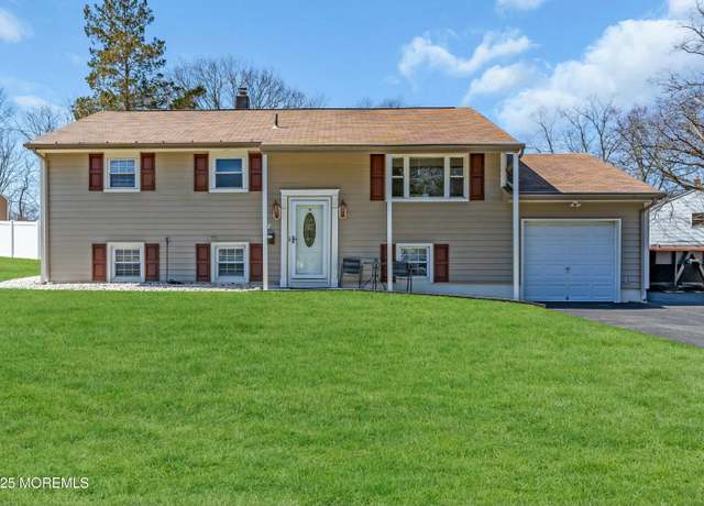 Property at 7 Southgate Dr, Howell, NJ 07731, 5 beds, 2 baths