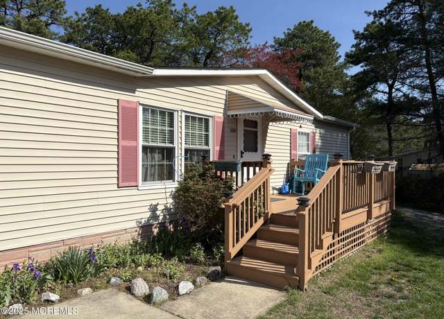 Property at 308 Kenwood Ct, Manchester, NJ 08759, 3 beds, 2 baths
