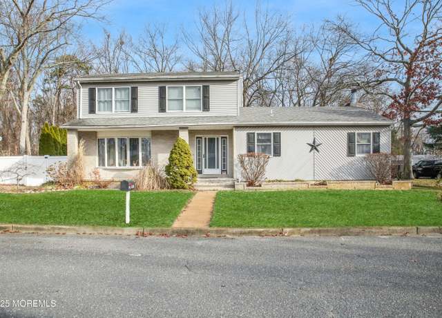 Property at 1430 Forest Ave, Brick, NJ 08724, 4 beds, 3 baths