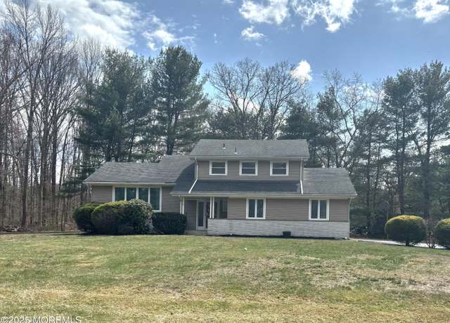 Property at 6 Oakwood Pkwy, Old Bridge, NJ 08857, 4 beds, 3 baths