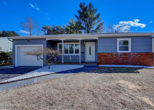 Property at 47 Southampton Rd, Toms River, NJ 08757, 2 beds, 1 bath