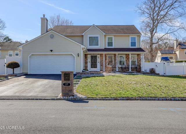 Property at 27 Spruce Hollow Dr, Howell, NJ 07731, 4 beds, 2.5 baths