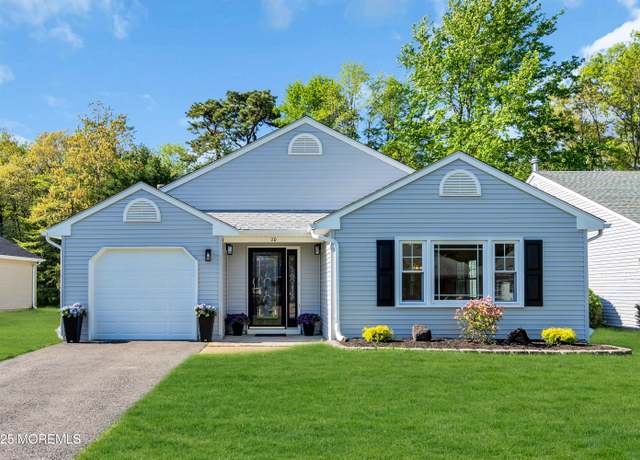 Property at 20 Deer Run Ln, Brick, NJ 08723, 2 beds, 2 baths
