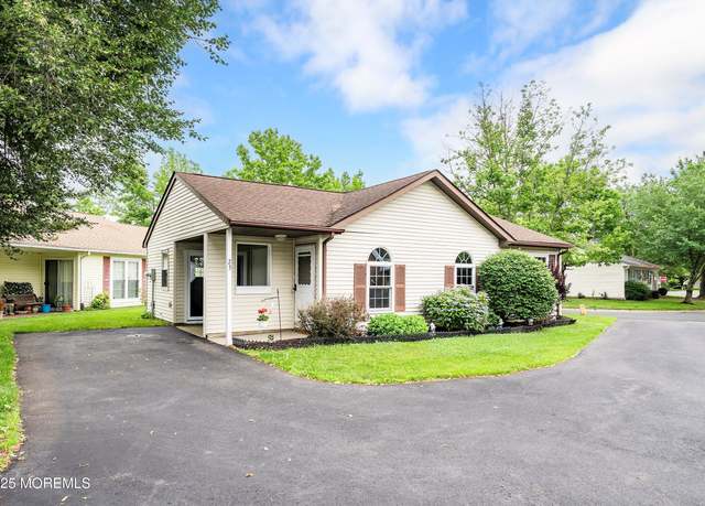 Property at 23 Datchet Close #1000, Freehold, NJ 07728, 2 beds, 1 bath