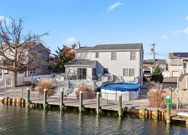 Property at 343 Maria Dr, Toms River, NJ 08753, 4 beds, 2 baths