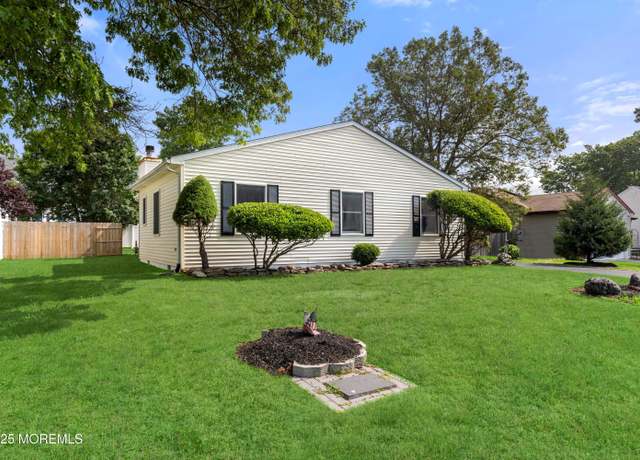 Property at 1136 Hawser Ave, Manahawkin, NJ 08050, 3 beds, 2 baths