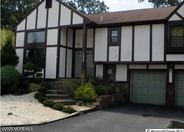 Property at 1013 Bay Ave, Toms River, NJ 08753, 3 beds, 2 baths