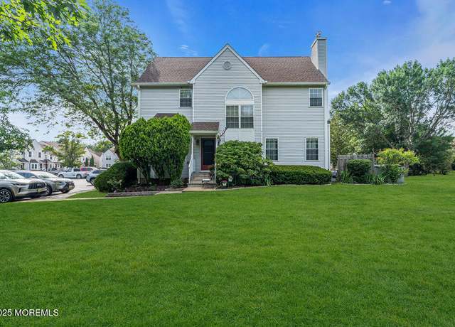 Property at 4409 Pepperidge Ct, Freehold, NJ 07728, 3 beds, 2.5 baths