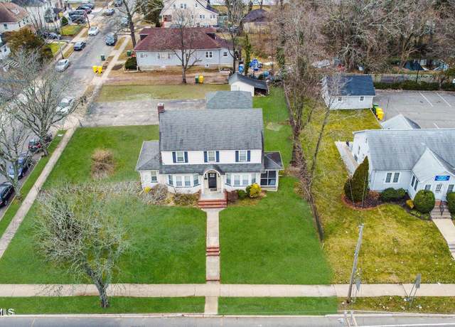 Property at 322 River Ave, Lakewood, NJ 08701, 4 beds, 1.5 baths