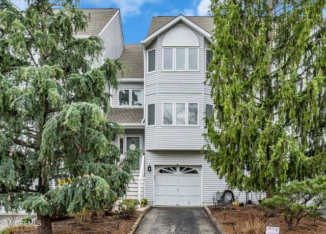 Property at 392 Begonia Ct #3902, Toms River, NJ 08753, 3 beds, 2.5 baths
