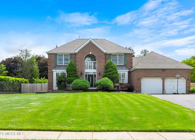 Property at 14 Tuscan Dr, Freehold, NJ 07728, 5 beds, 4 baths