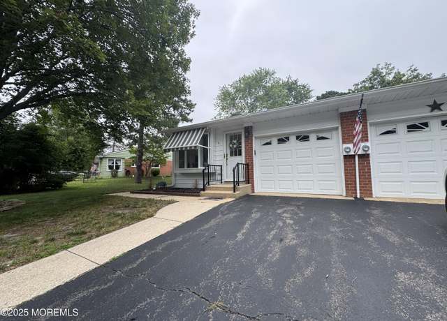 Property at 7 Valley Forge Dr Unit A, Whiting, NJ 08759, 2 beds, 2 baths