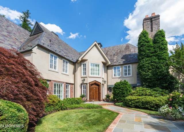 Property at 562 Navesink River Rd, Red Bank, NJ 07701, 5 beds, 5.5 baths