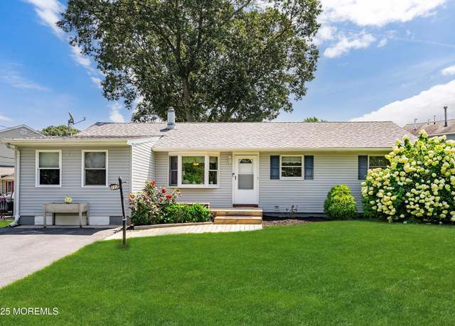 Property at 117 Mill Creek Rd, Berkeley, NJ 08721, 4 beds, 1 bath