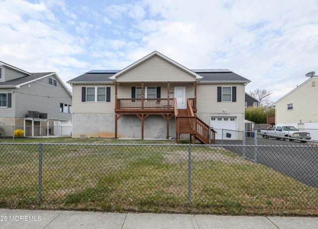 Property at 405 Park Ave, Union Beach, NJ 07735, 3 beds, 2 baths