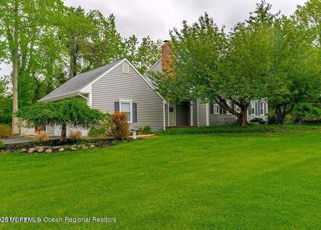 Property at 213 Ashlar Way, Toms River, NJ 08753, 4 beds, 2.5 baths