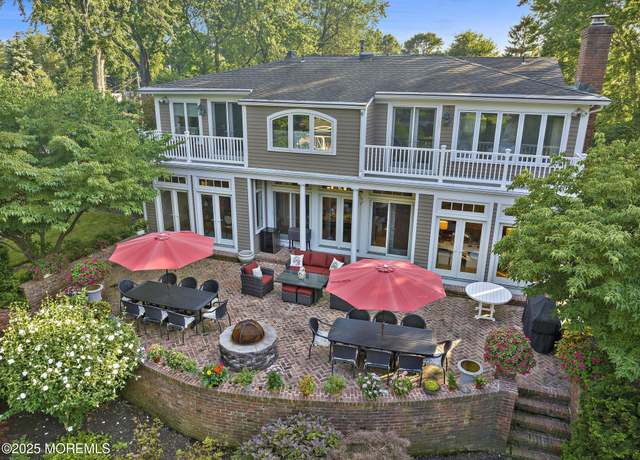 Property at 25 Oakes Rd, Rumson, NJ 07760, 5 beds, 4.5 baths