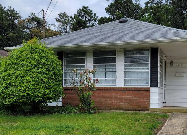 Property at 2277 Hovsons Blvd, Toms River, NJ 08753, 2 beds, 1 bath