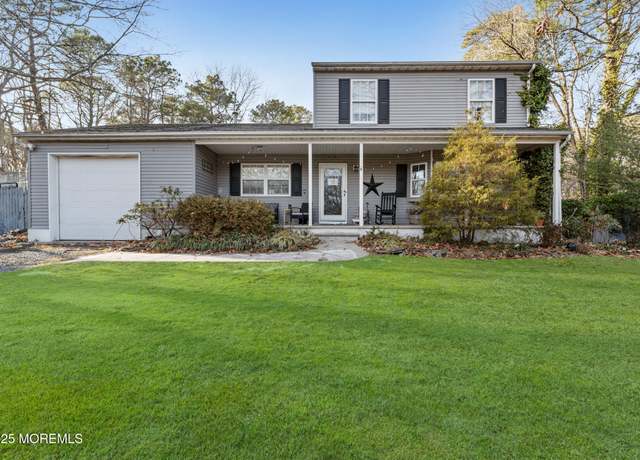 Property at 575 Albert Ave, Lakewood, NJ 08701, 3 beds, 2 baths