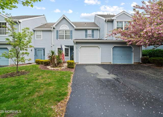 Property at 118 Rumford Way, Manalapan, NJ 07726, 3 beds, 2.5 baths
