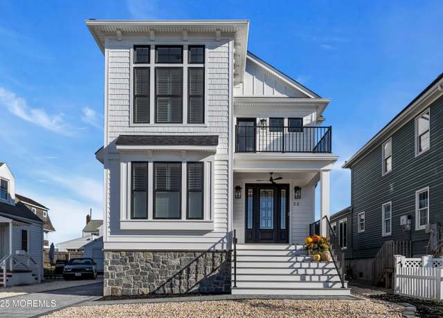 Property at 22 2nd Ave, Manasquan, NJ 08736, 4 beds, 3 baths
