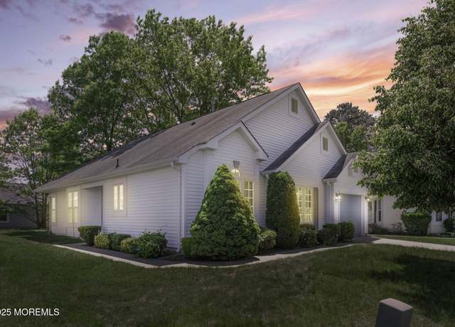Property at 9 Rumford Ct, Jackson, NJ 08527, 2 beds, 2 baths