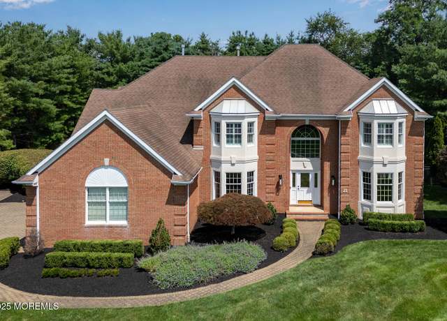 Property at 21 Canterbury Dr, Freehold, NJ 07728, 4 beds, 3 baths